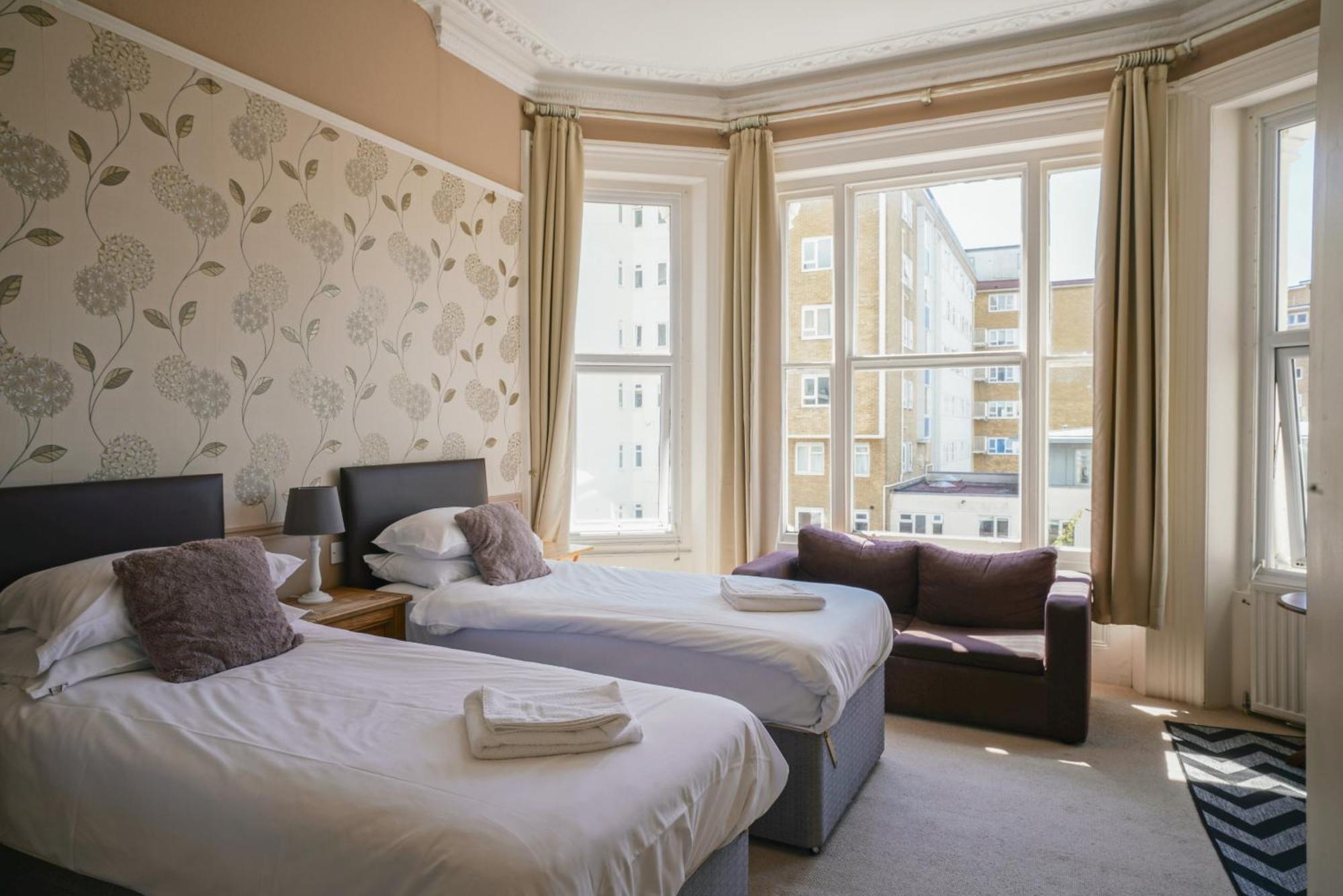 The Sheldon B&B - Free Private Parking Eastbourne Cameră foto